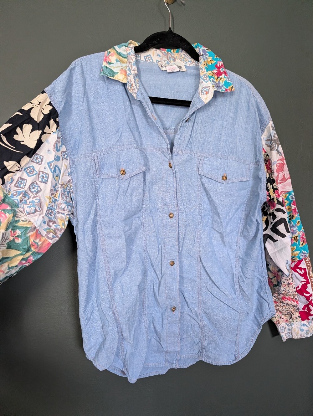 Vintage Together Patchwork Sleeve Light Blue Button-Front Shirt 🩵